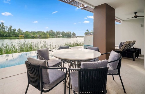 Laguna Condo | Angsana Oceanview Residences 2BR A Lake side
