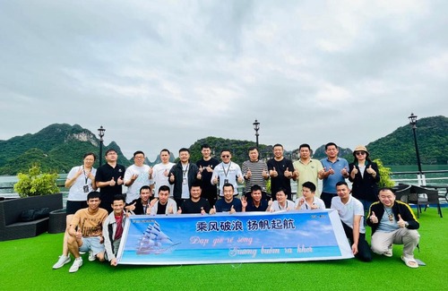 Bai Chay Hotel | Anh Tuấn Hotel