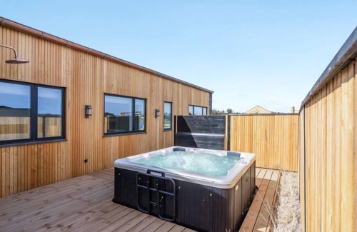 Lokken House | "Anie" - 950m from the sea by Interhome