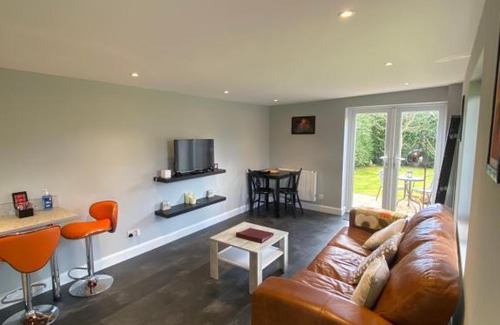 New Forest District House | Anjalea