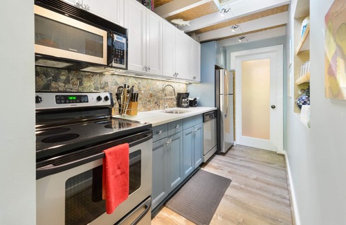 Historic Seaport Cottage | Ann Street Tranquility: A cozy and peaceful cottage