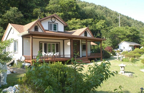 Gapyeong House | Anna House Valley Pension