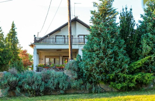 Telki House | Anna Hunor
