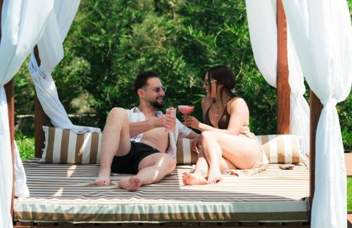 Pefkochori Hotel | Anna Island