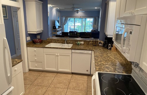 Bradenton Beach House | Anna Maria Beach Condo 1/1