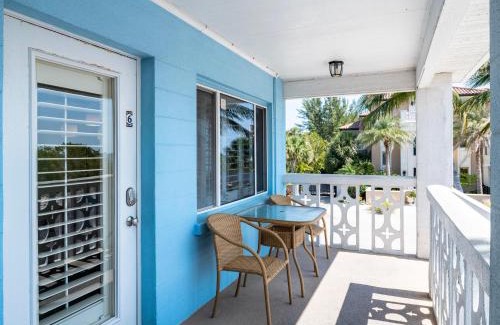Holmes Beach House | Anna Maria Beach Place, Unit 6