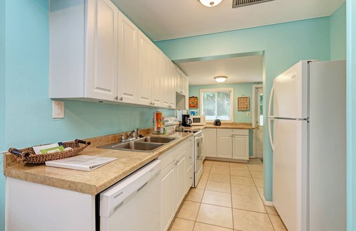 Bradenton Beach House | Anna Maria Island Cottage Haven