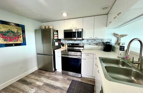 Holmes Beach House | Anna Maria Island Townhouse - Simply Beautiful! Your Perfect Vacation Location!
