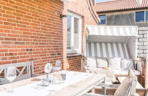 Busum House | "Anna-Otto" Anna Otto
