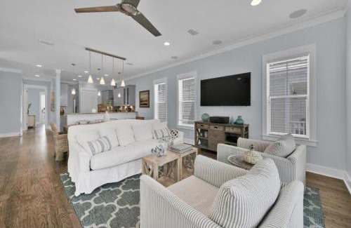 Seacrest Beach House | Anna's Beach House Walk-Out To 30A in Seacrest- Pet-Friendly