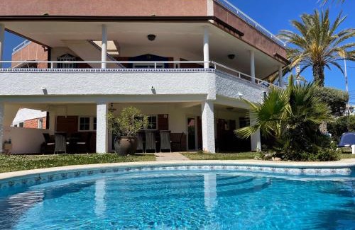 Torrevieja Bed & Breakfast | Anna's garden