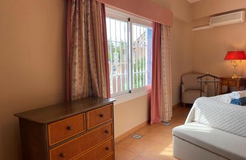 Torrevieja Bed & Breakfast | Anna's garden