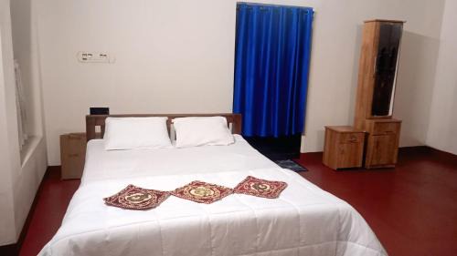 Vazhicherry Ward Bed & Breakfast | Anna's Heritage bungalow