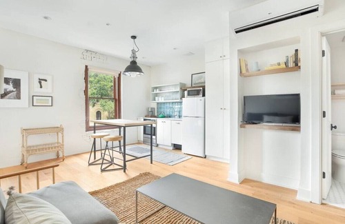 Yamacraw Village Condo | Annabelle 2B - City Views near City Market, River