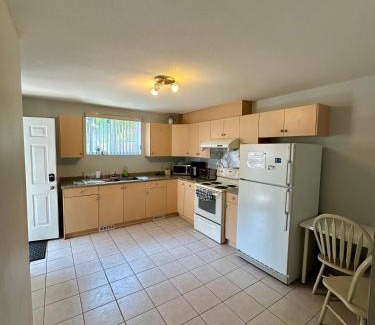 Fleetwood House | Anne's BNB