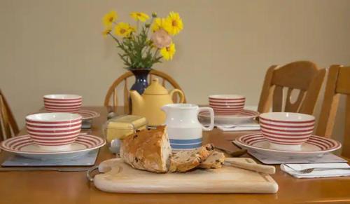Ardnatrush House | Anne's Cottage