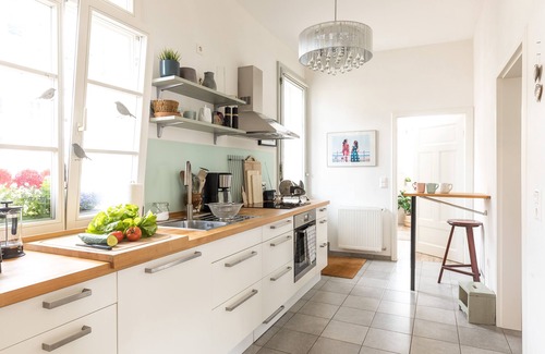 St. Blasien Apartment | Annes Haus Gemütliche Ferienwohnung mit Balkon am Fluss