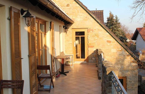Erpolzheim Apartment | Annette - An der Bach - Winery/Fewo's, Fam. cabbage