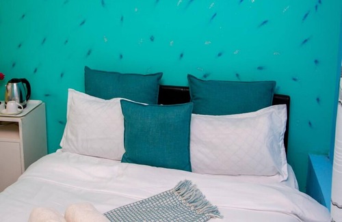 Cape Town Cabin | Annex Lodge - Suite 3