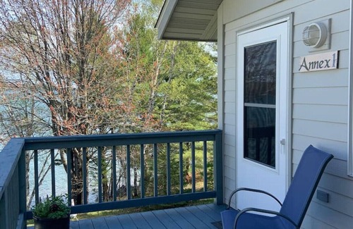 Red Cliff Apartment | Annex No. 1 DePerrys | On Lake Superior Shoreline