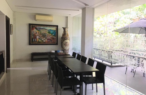 Jakarta House | ANNIE KUCA