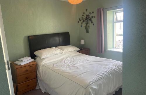 Naran Bed & Breakfast | ANNORA Bar & Accommodation