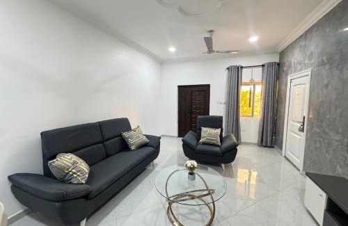 Taifa Apartment | Anns Luxurious Apartments 3