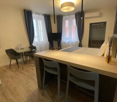 Desenzano del Garda City Centre Apartment | Annunciata14BoutiqueApt