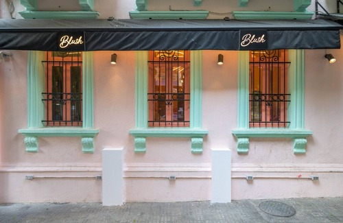 Gemmayzeh Apartment | Anoor 204 · Anoor Studio in Gemmayze W/Balcony & 24/7 Power