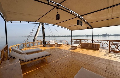 Luxor Boat Rental | Anoush Dahabiya Nile cruise Double Room 2 nights From Aswan to Luxor on Saturday