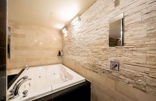 Suwon Hotel | Ansan Chocolate
