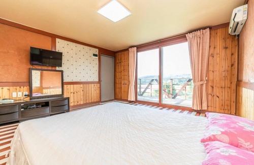 Anseong House | Anseong Lake Pension