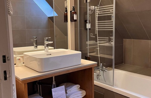 La Riviere-Saint-Sauveur Hotel | Antares & Spa Honfleur