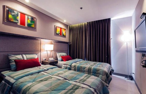 Downtown Apartment | Antel Spa Hotel - Unit 12F Makati