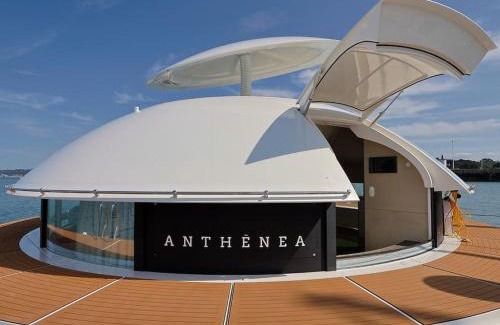 Le Ru Boat Rental | ANTHENEA Suite Hôtelière Flottante