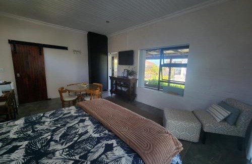 Still Bay House | Anthony Accommodation