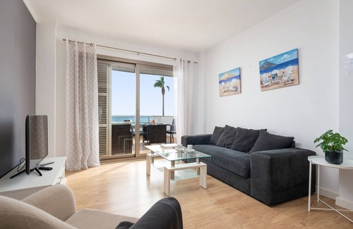 S'illot Apartment | Antic 102 - Three Bedroom Apartment, Sleeps 6