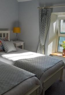 Kilmacthomas House | AnTig beag