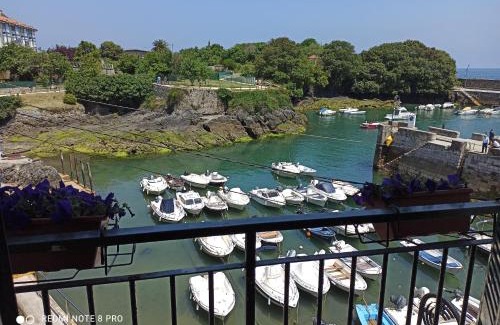 Mundaka Apartment | Antigua casa de pescadores con GARAJE PRIVADO