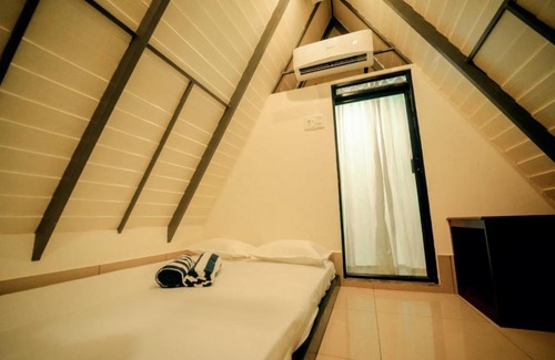 Varkala Resort | Antiliya Chalet