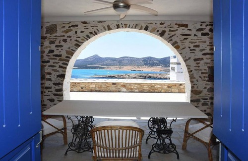 Antiparos Apartment | Antiparos Stone House with sea views