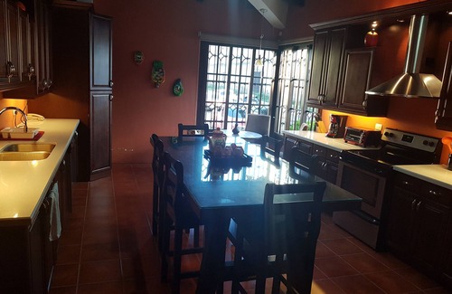 Antigua Guatemala House | Antique and Beautiful Colonial House in the heart of Antigua