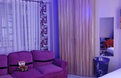 Kasarani Bed & Breakfast | Antique Budget Studio