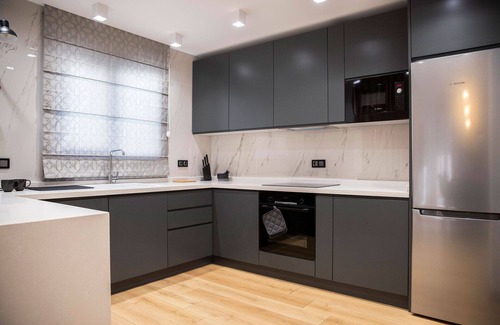 Seki Apartment | Antique Hills