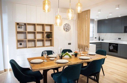 Seki Apartment | Antique Hills