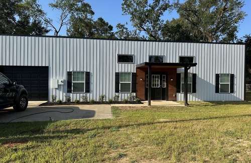 Gladewater House | Antique Sleep or Swim in Gladewater