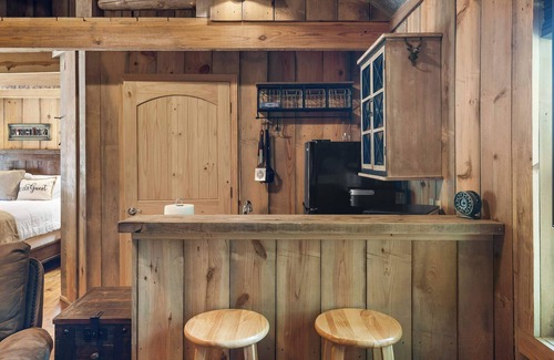 Branson Cabin | Antlers Point - Cabin for 4