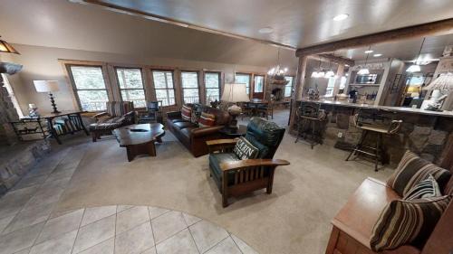 Taos Ski Valley House | Antlers Riverside Lodge