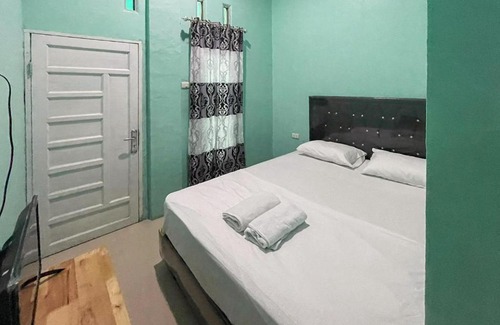 Ambarita Hotel | Antony Homestay near Pantai Pasir Putih Parbaba Mitra RedDoorz