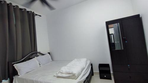 Kampung Kubang Parit House | Antsa Homestay
